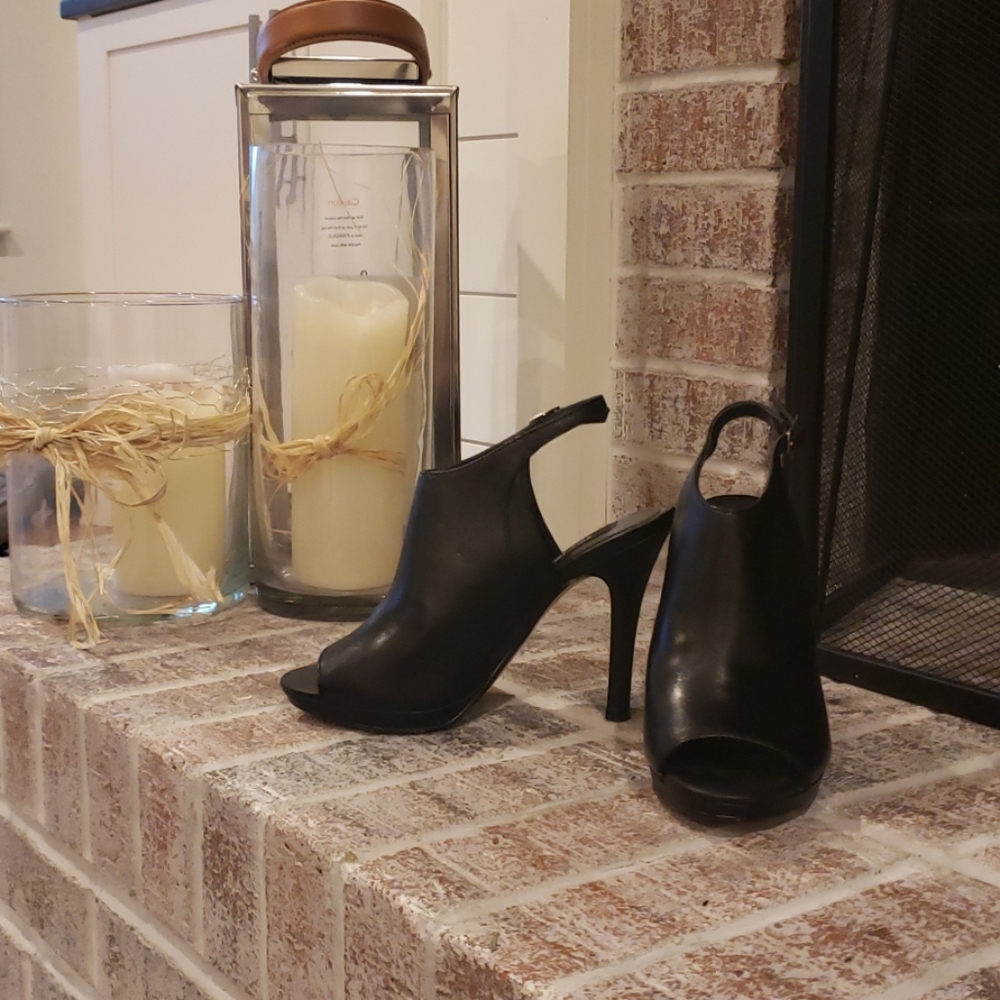 White house Black Market high heels